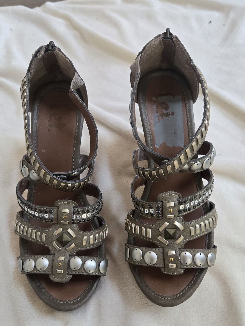 l.e.i. Studded Wedge Heeled Sandals Y2k Size 8